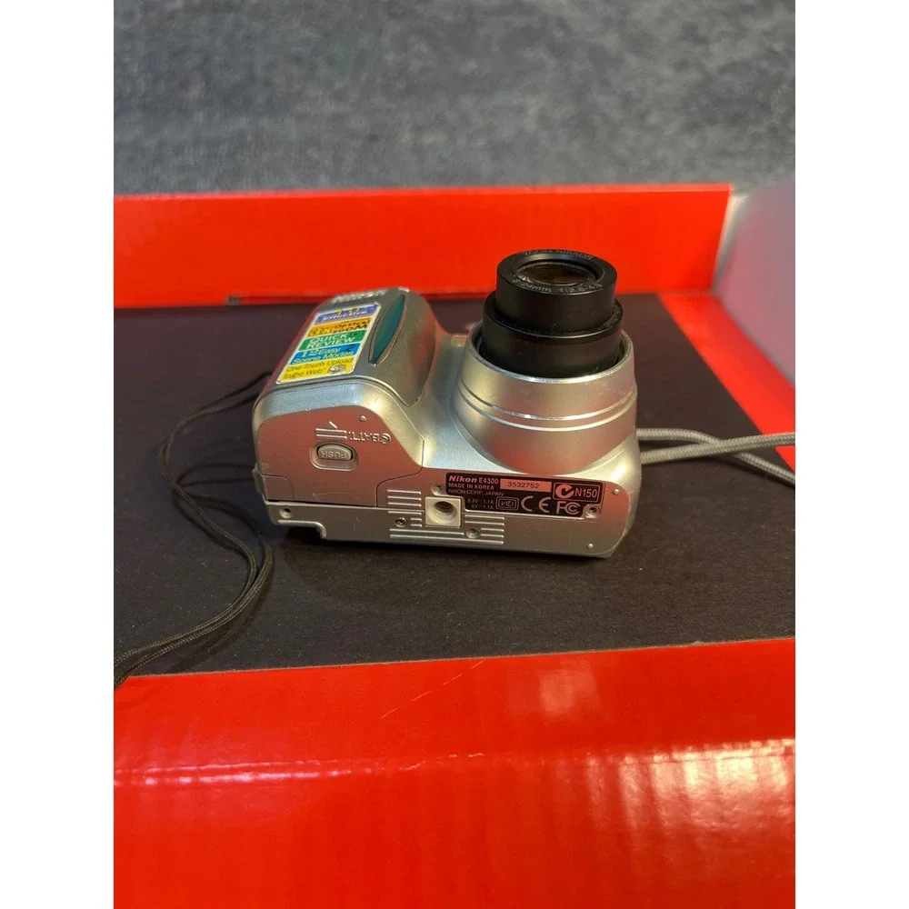 Nikon coolpix 4300